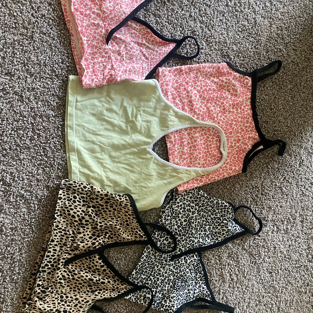 Brandy Melville Tank Lot